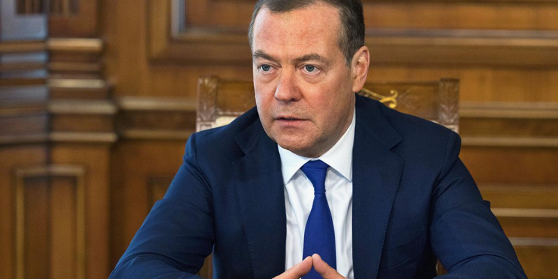 Медведев предложил три ответа на намерение Зеленского вернуть Крым