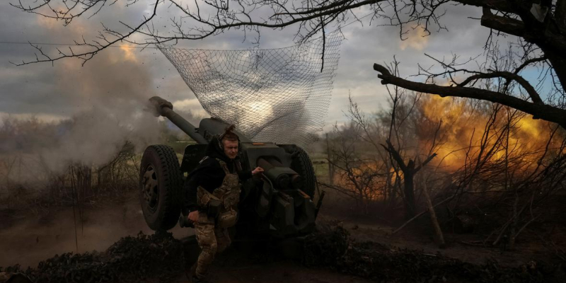 Подоляк заявил о праве Украины «уничтожить все» в Крыму и Донбассе